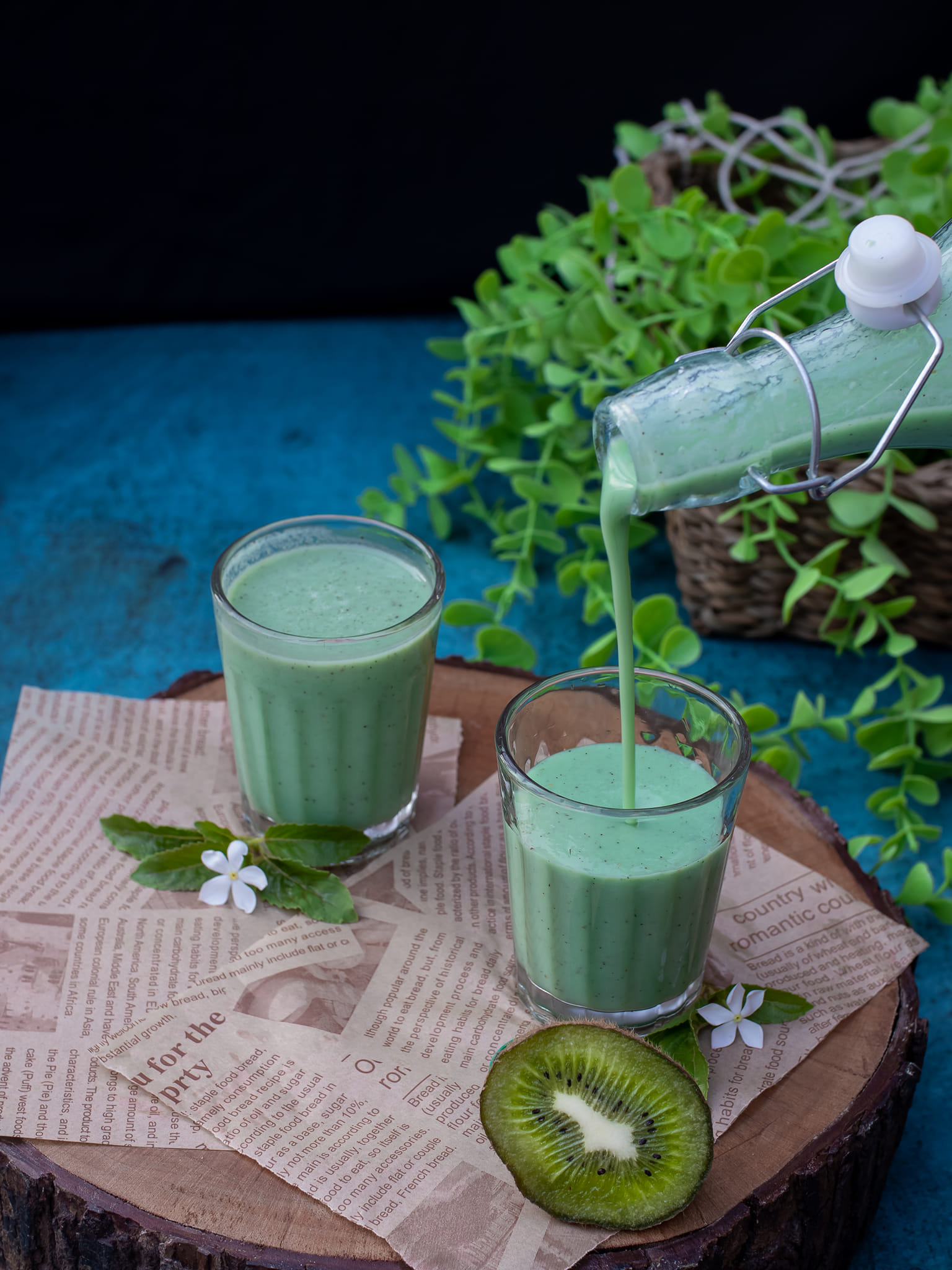 Kiwi smoothies